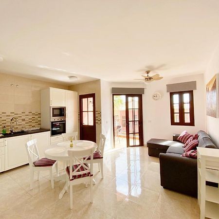 Yellow! Apartment Коста дел Силенцио Екстериор снимка